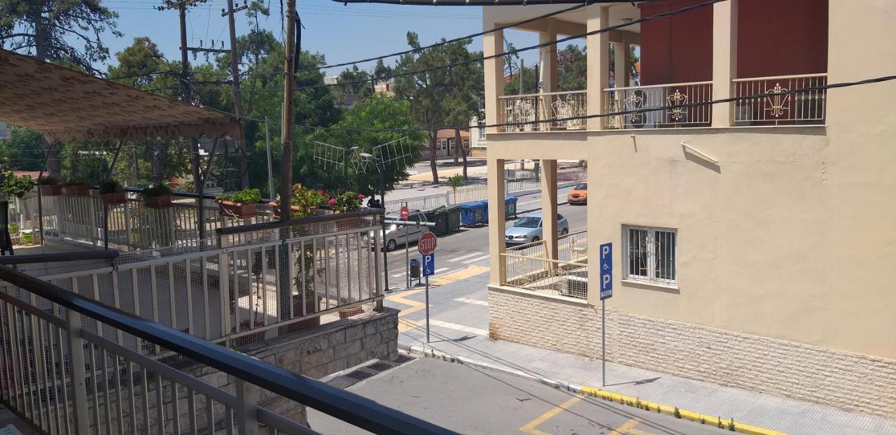 The George Apartments Nea Kallikrateia Luaran gambar